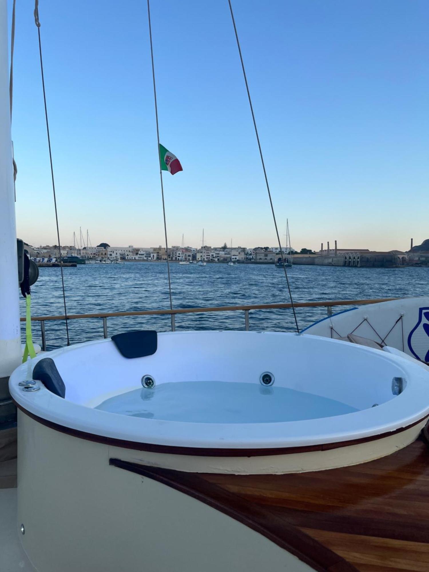 Sicily Sea Charter Hande Capo Galera Hotel Palermo Kültér fotó